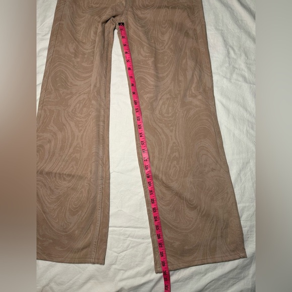 Urban Outfitters BGD Wide Leg Puddle Jeans In Tan Blush Pink Swirl 26 - Picture 9 of 12